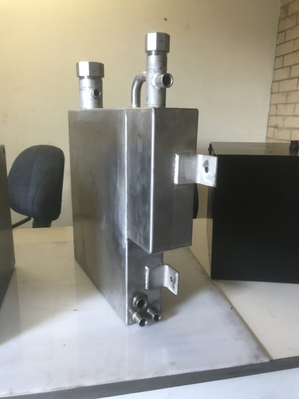 stainless steel tank and bubbler for hydrogen generator 4