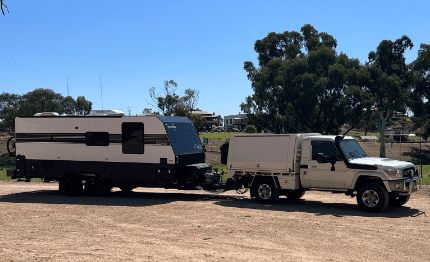 4.2 litre Toyota Using  Gen 20 Hydrogen generator kit to tow caravan