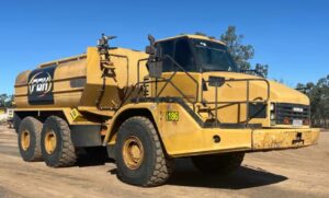 articulated water truck