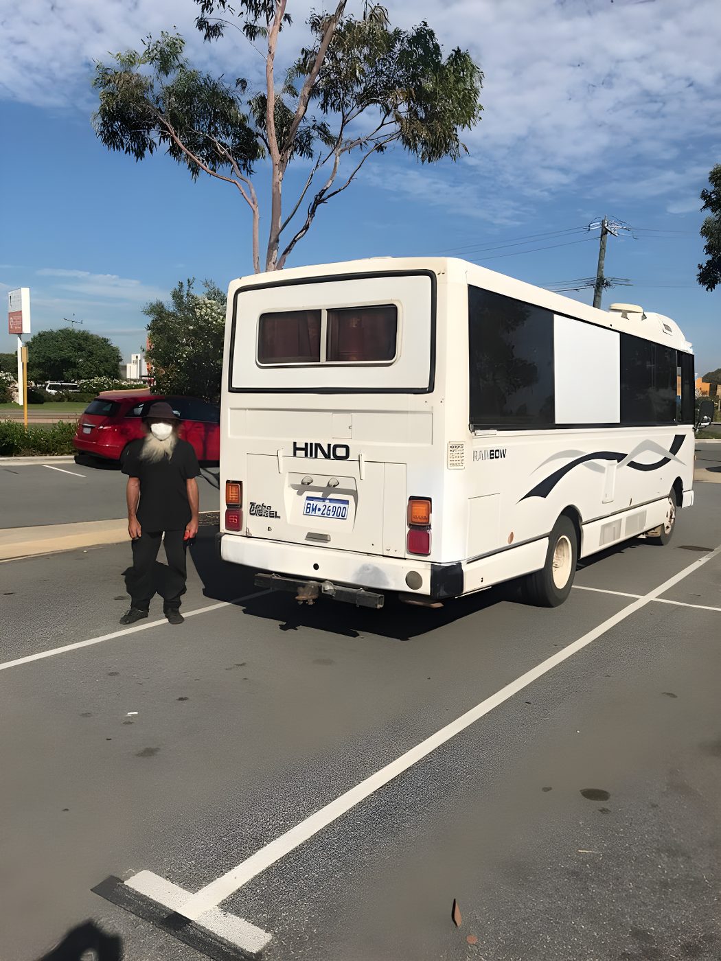 Hino campervan with Gen 10 hydrogen system saves 40% fuel